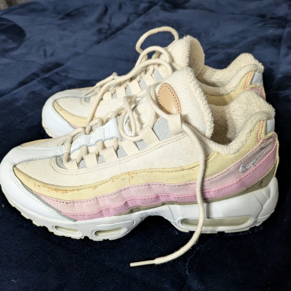 Nike Air Max 95 Plant Color Collection Women’s Size 7.5 Beige White CD7142-700
